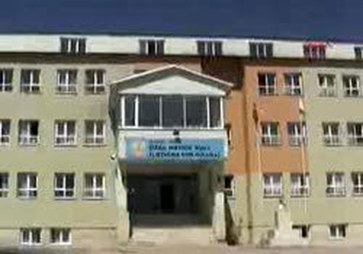 Hatice Hakkari\'nin Gururu Oldu