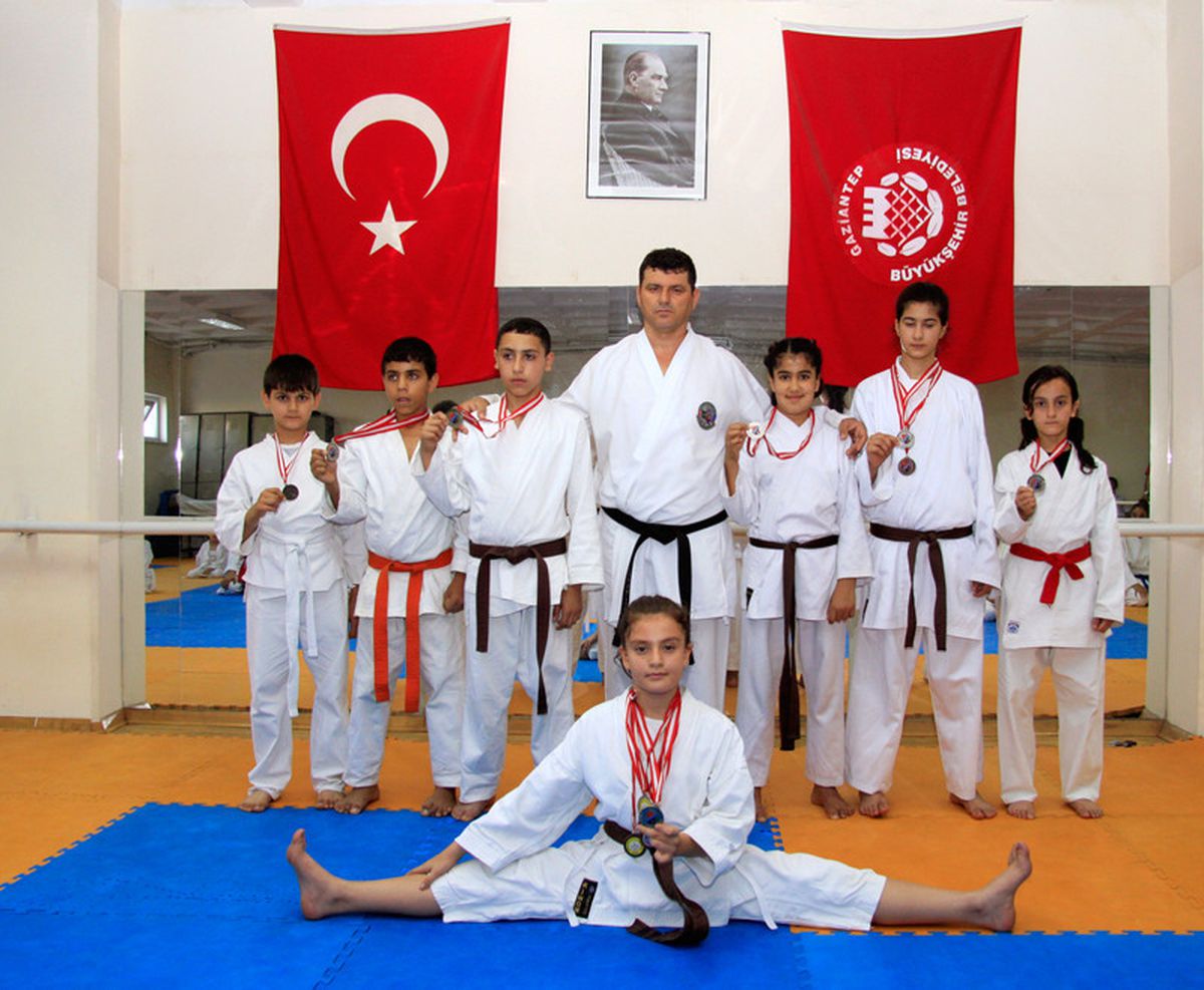 Şampiyonların Adı; Büyükşehir Belediyespor