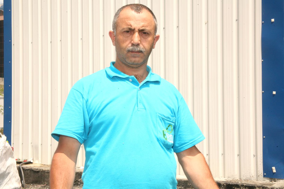 
Esenler’de Çöp Adamlar Geri Dönüşümcü Oldu