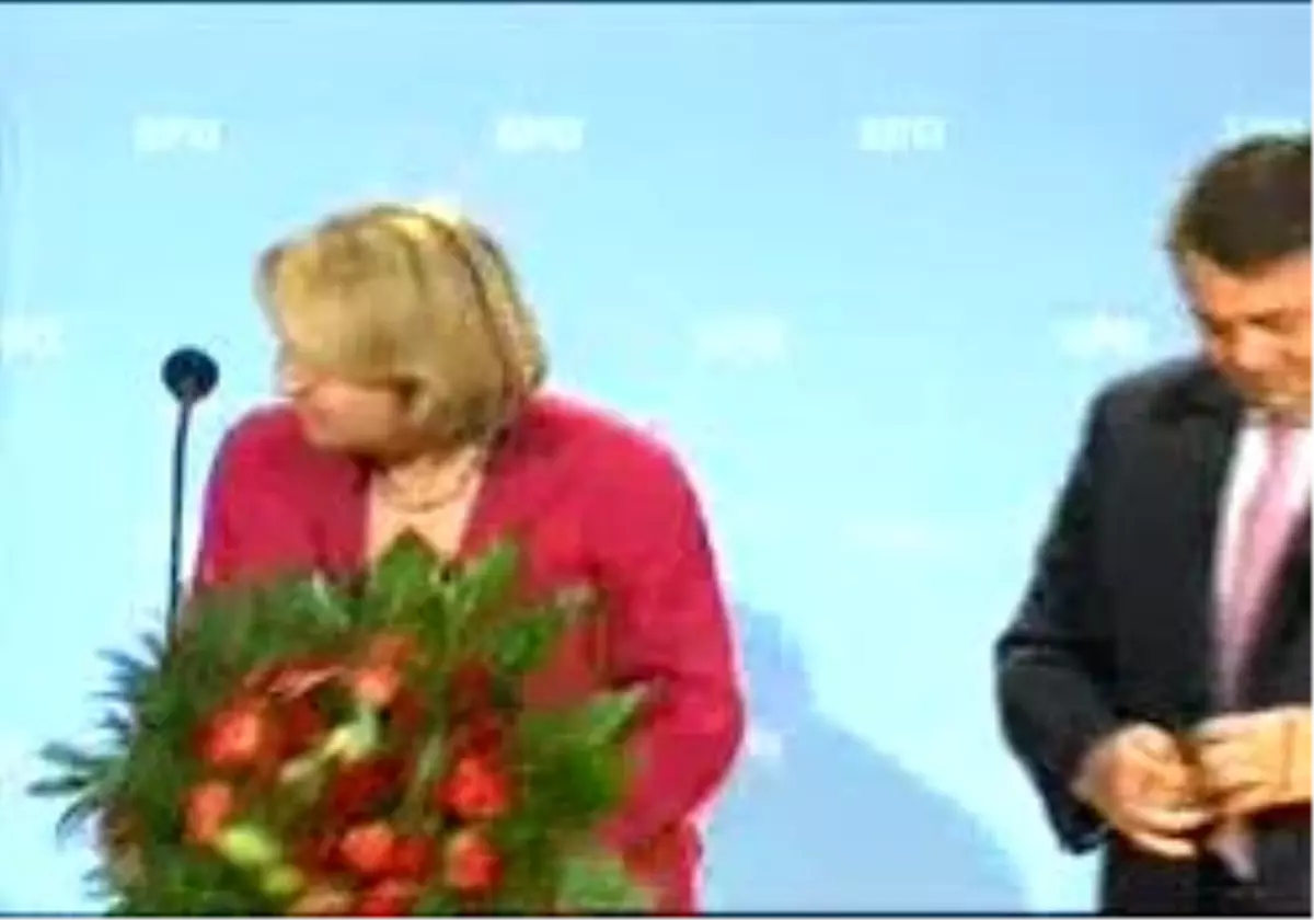 Spd Ve Yeşiller?Den Nrw?De Azınlık Hükümeti?Ne Onay