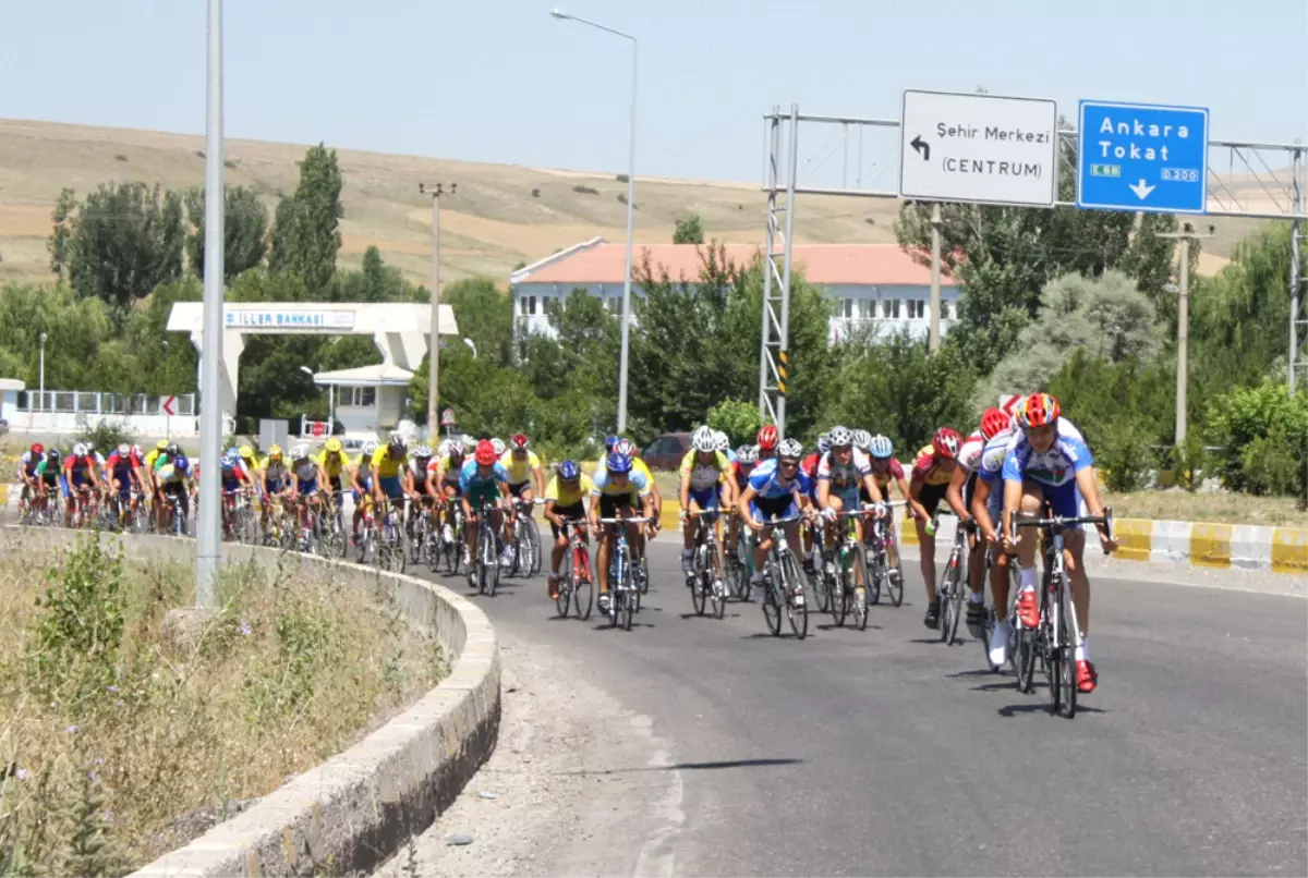 2. Uluslar Arası Muhsin Yazıcıoğlu Bisiklet Turu Sona Erdi