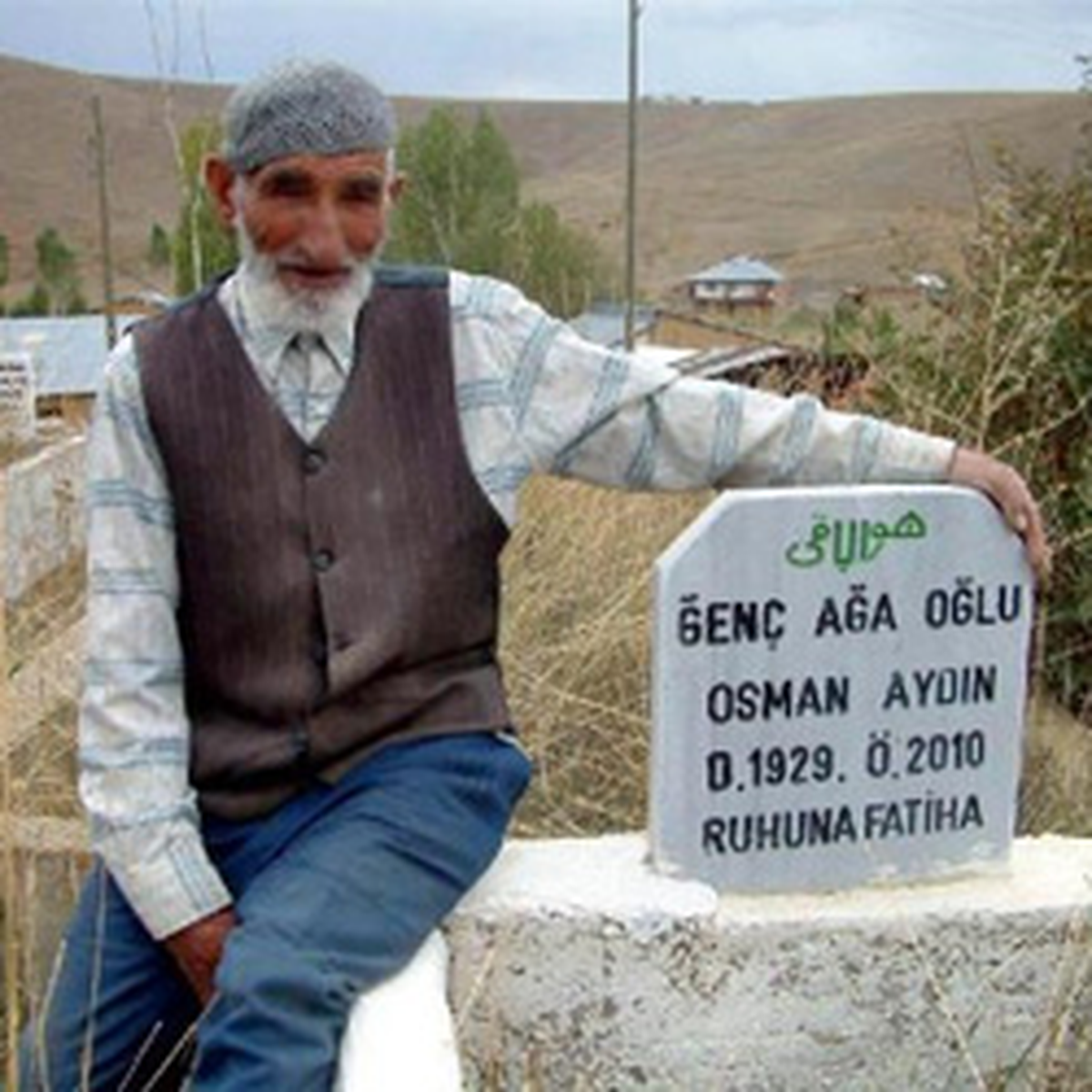 Öleceği Yılı Bildi, 8 Yıl Önce Mezarını Yaptırdı