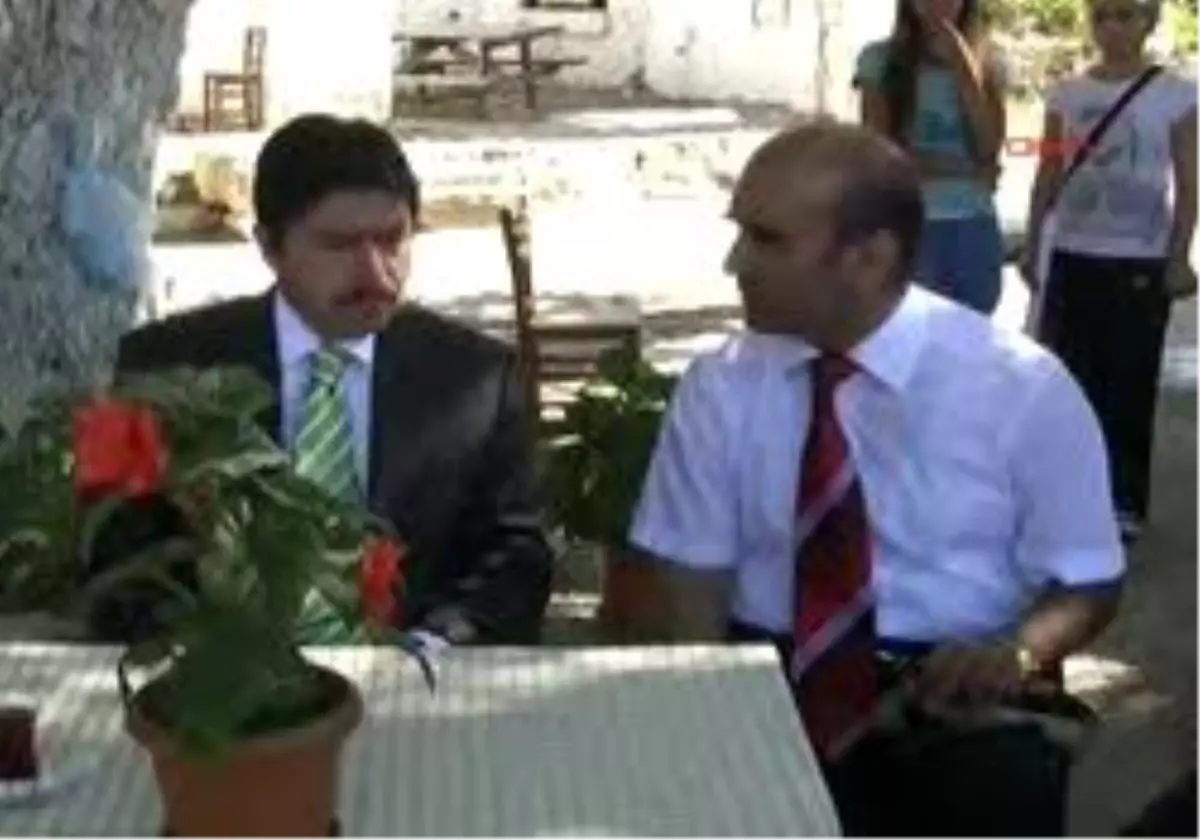 İlk Kazma Vali\'den