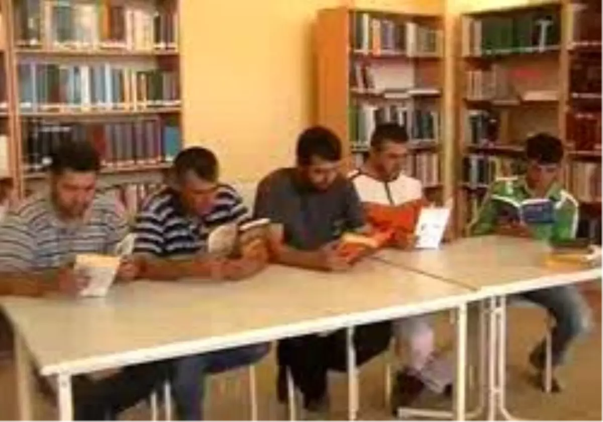 Cezaevine Değil Kütüphaneye