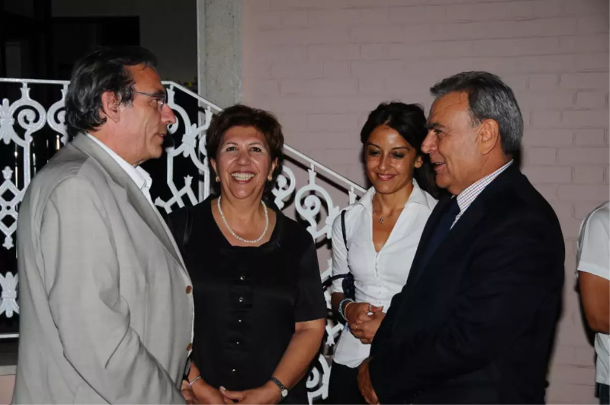 İzmir-Strazburg El Ele

 



