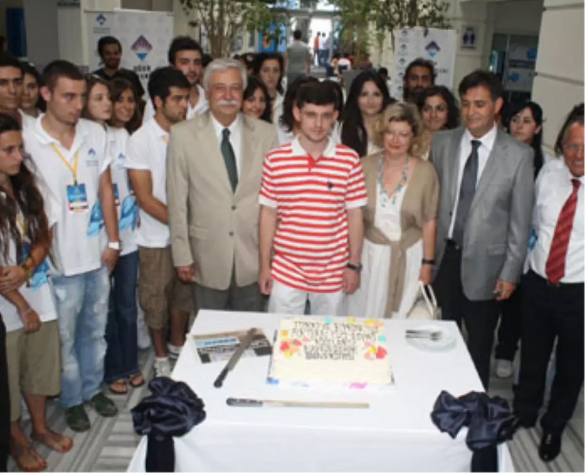 Lys 2010 Mf Türkiye Birincisi Arman Özdemir Bahçeşehir Üniversitesi Öğrencileri ile Buluştu !