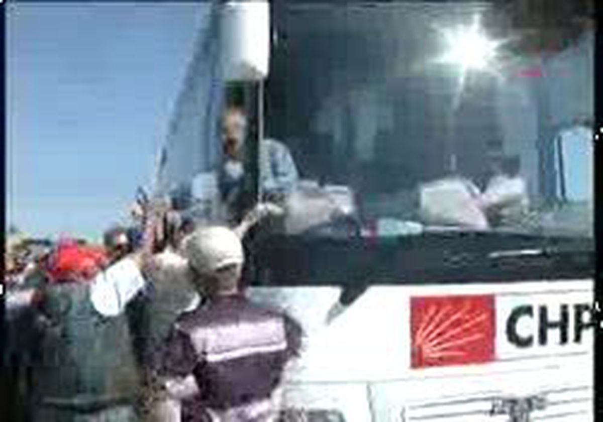 Bursa - Kılıçdaroğlu Domates Tarlasında