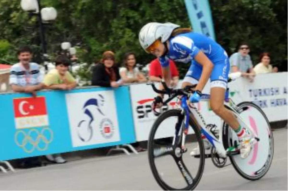 Genç Bayanların Şampiyonu Ukrayna\'dan