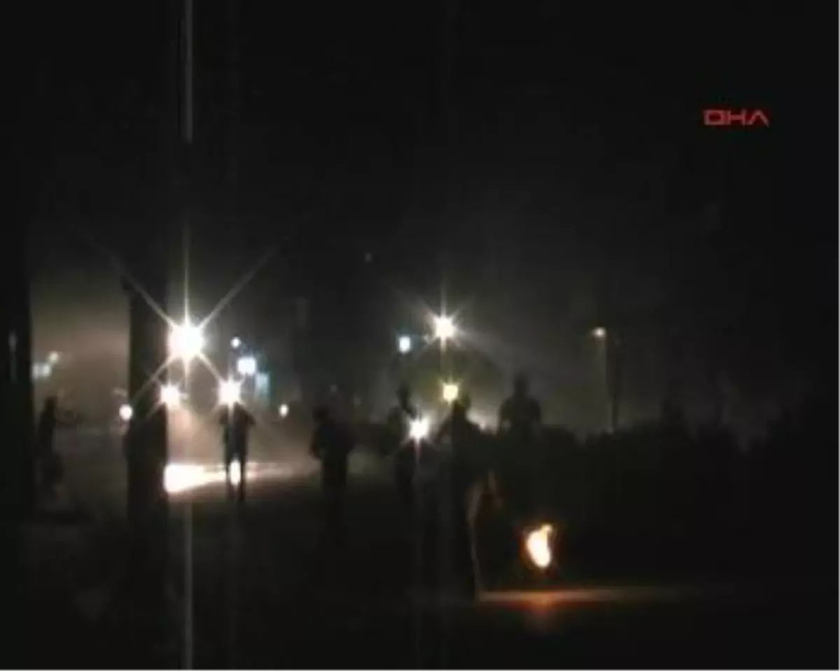 Nusaybin\'de Meşalelı Yürüyüşe Polıs Müdahale Ettı