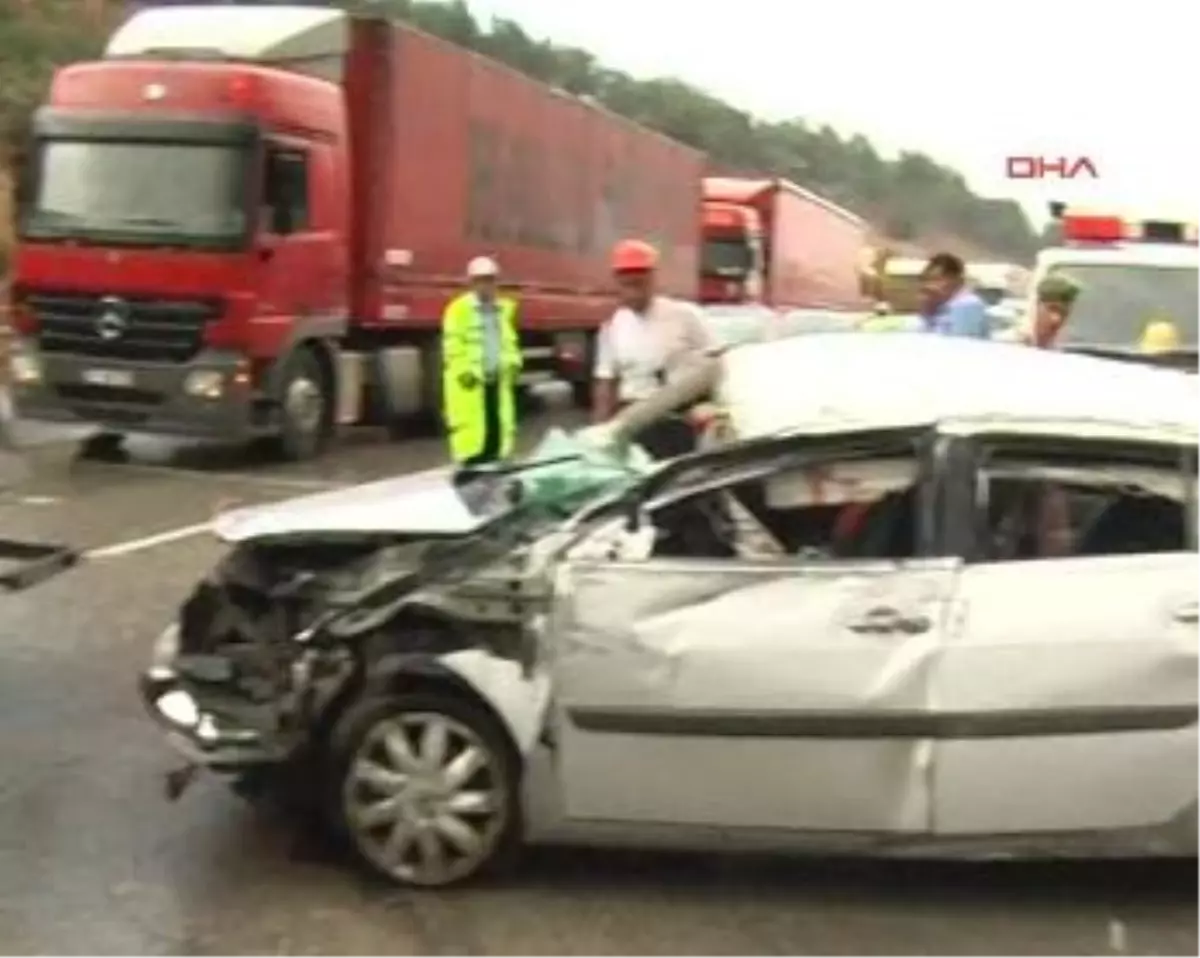 Tarsus\'ta Zincirleme Trafik Kazası