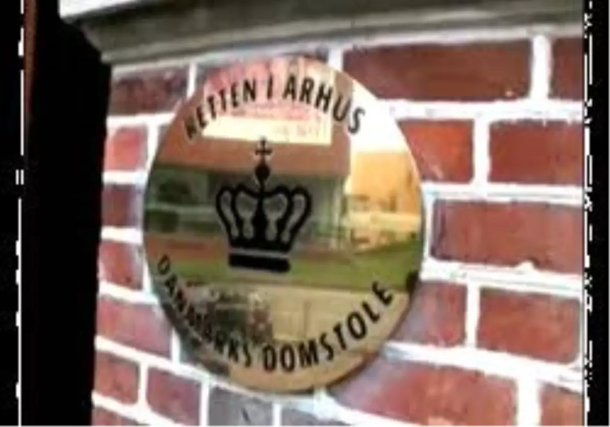 16 Yaşındakı Türk Kızına Tedavı Cezası