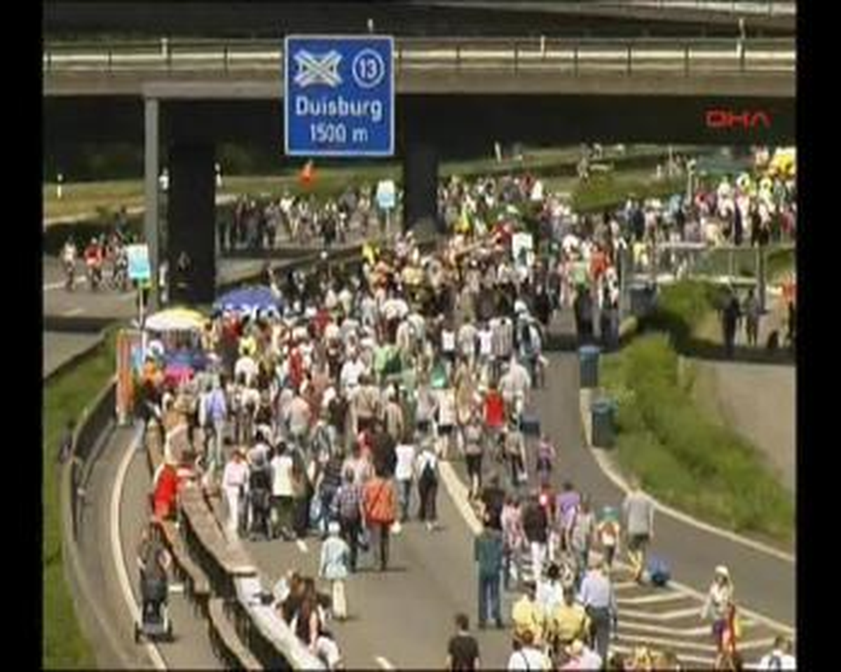 Otobanda Insan Selı