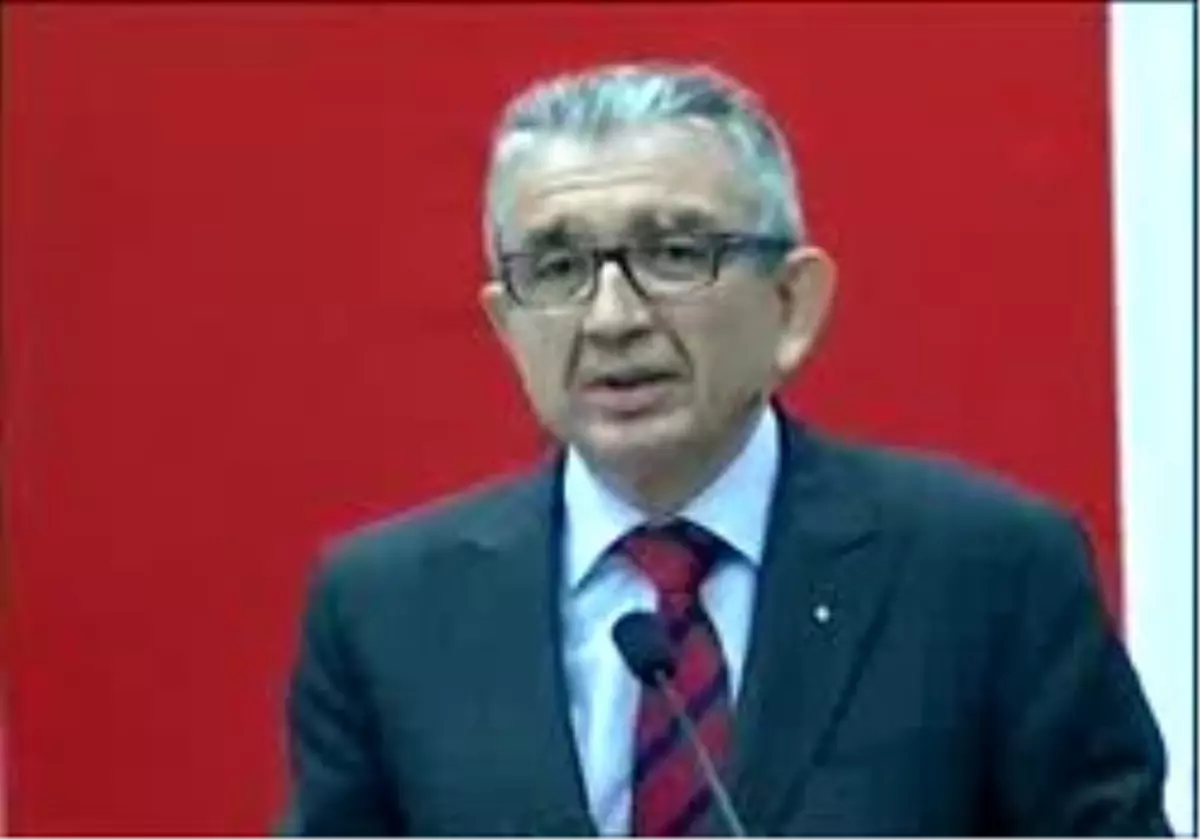 İstanbul Bir Devrimin Eşiğinde