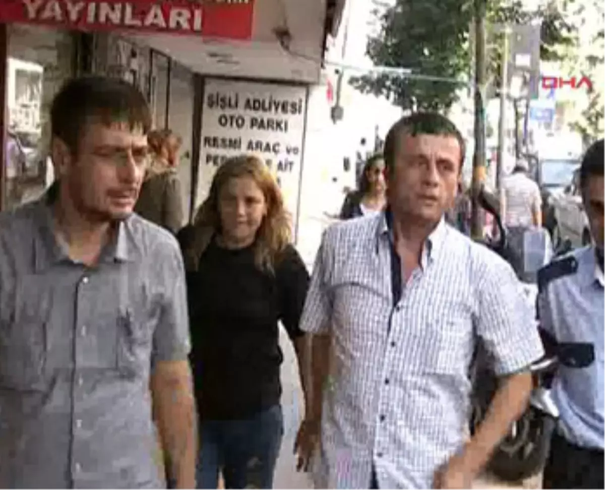 \'Dedikodu\' Cinayeti Zanlılarından Kameramana Yumruk