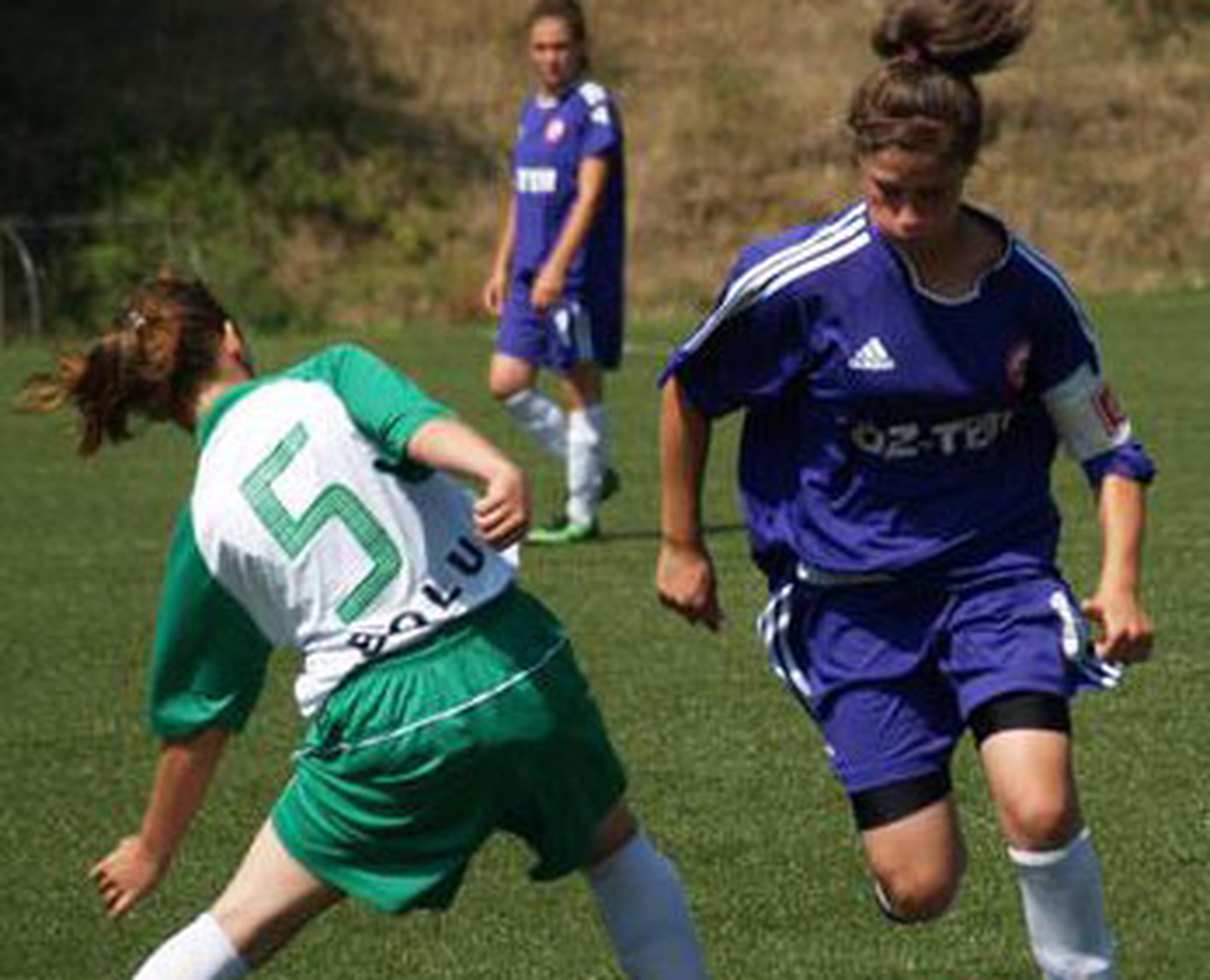Gol Makinesi Kızlar