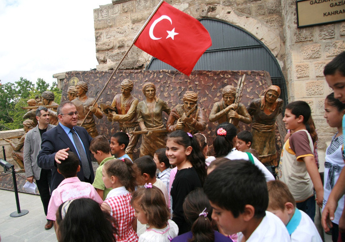 Müzelerimizle Geçmişi Geleceğe Taşıyoruz