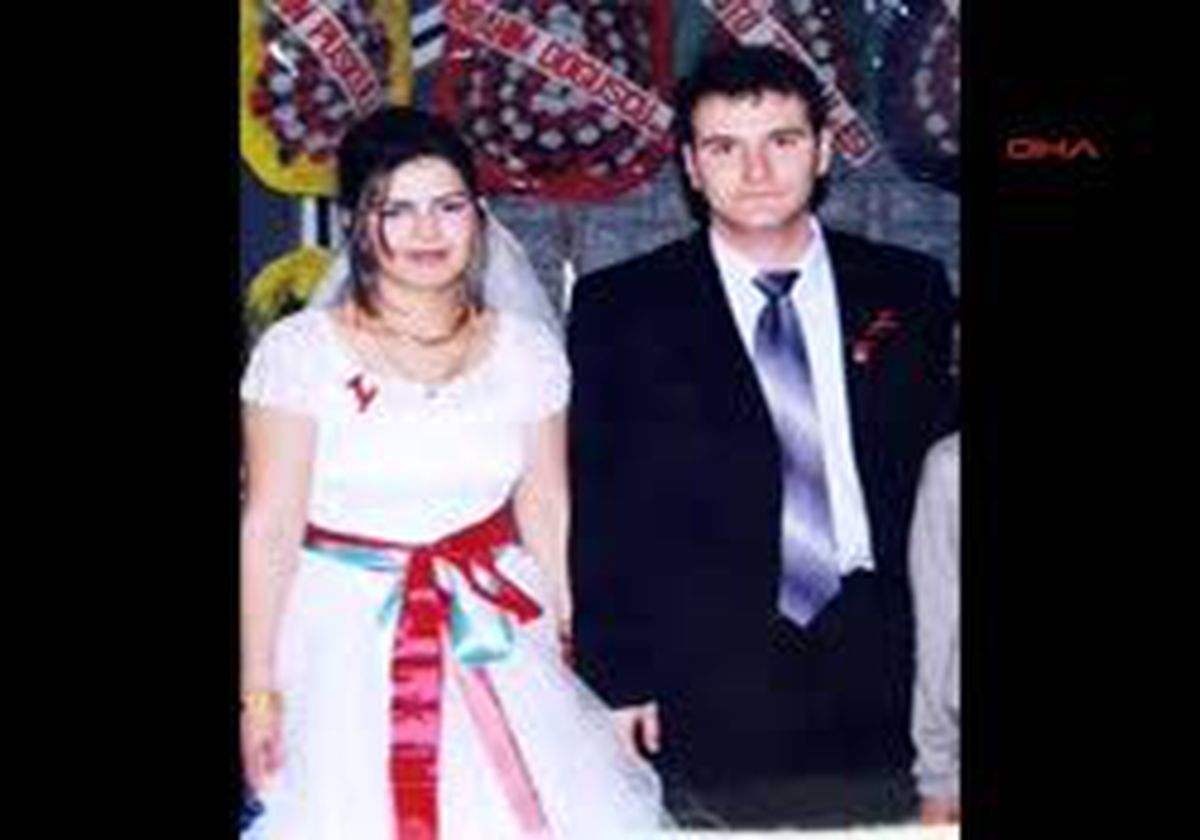 Dörtyol Şehit Polislerden Emre Yalçın Ve Hacıt Ali Arat Fo