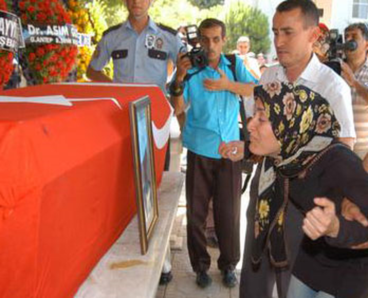 Şehit Polis Fatih Yıldız, Gaziantep'te Toprağa Verildi