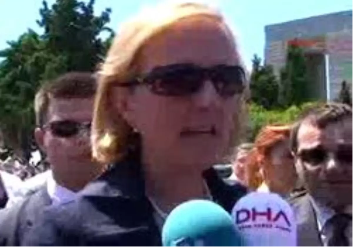 Bakan Kavaf\'tan Seyit Onbaşı Hatırası