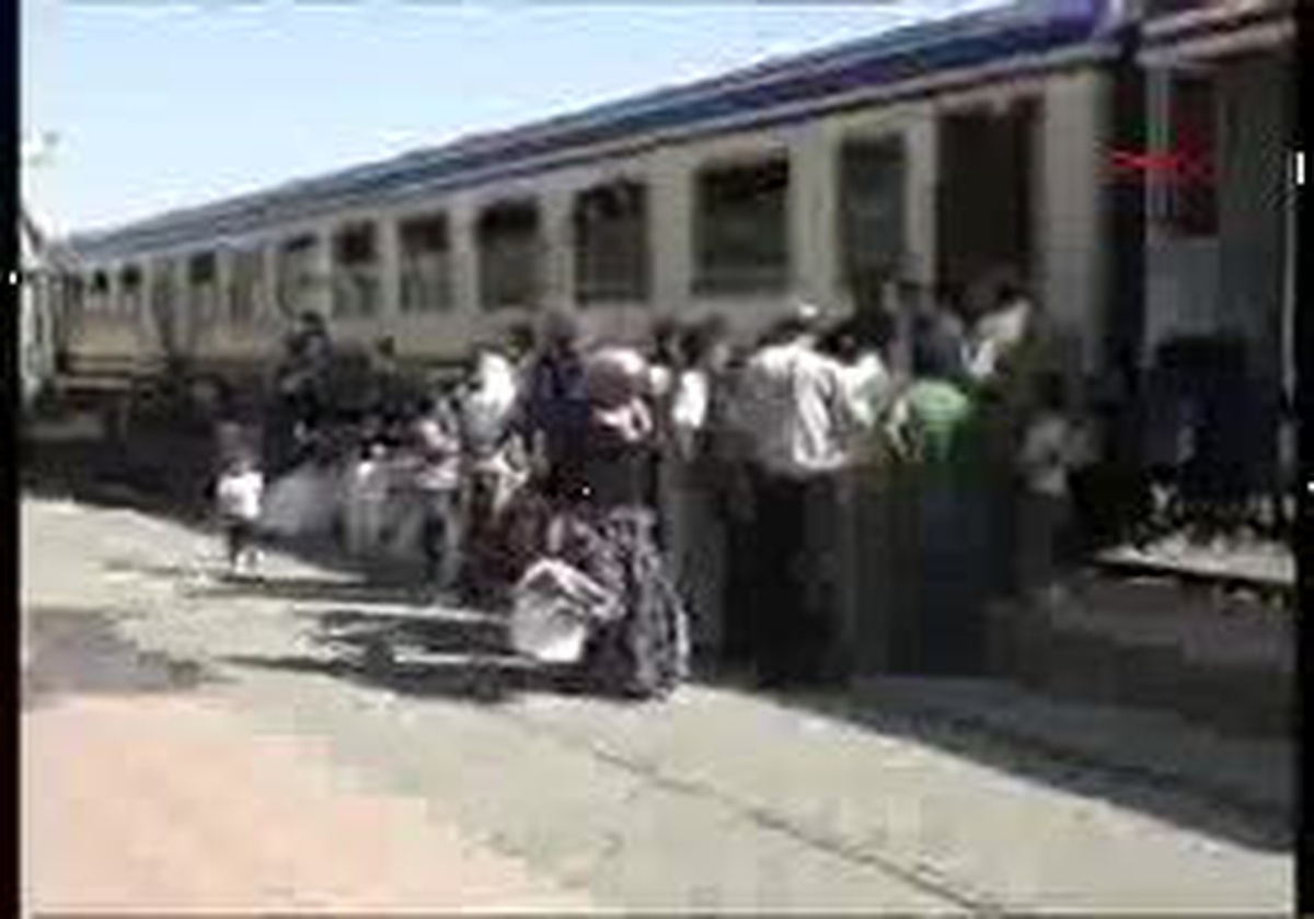 Diyarbakır - Fındık İşçilerini Taşıyan İlk Tren Yola Çıktı