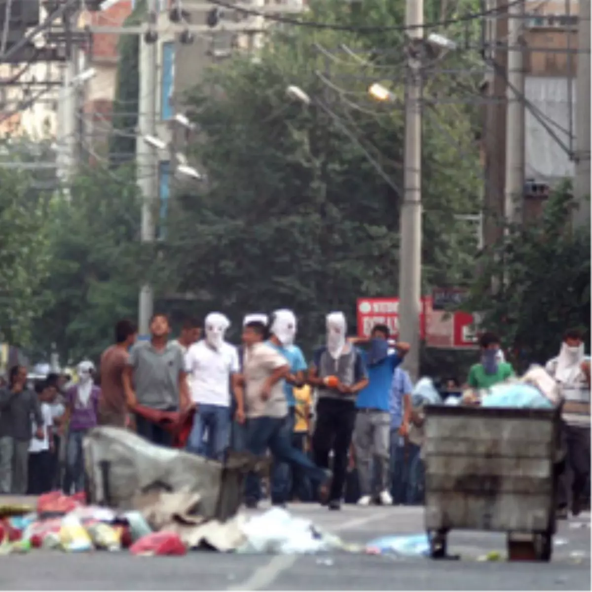 Korkulan Oldu Diyarbakır Da Karıştı
