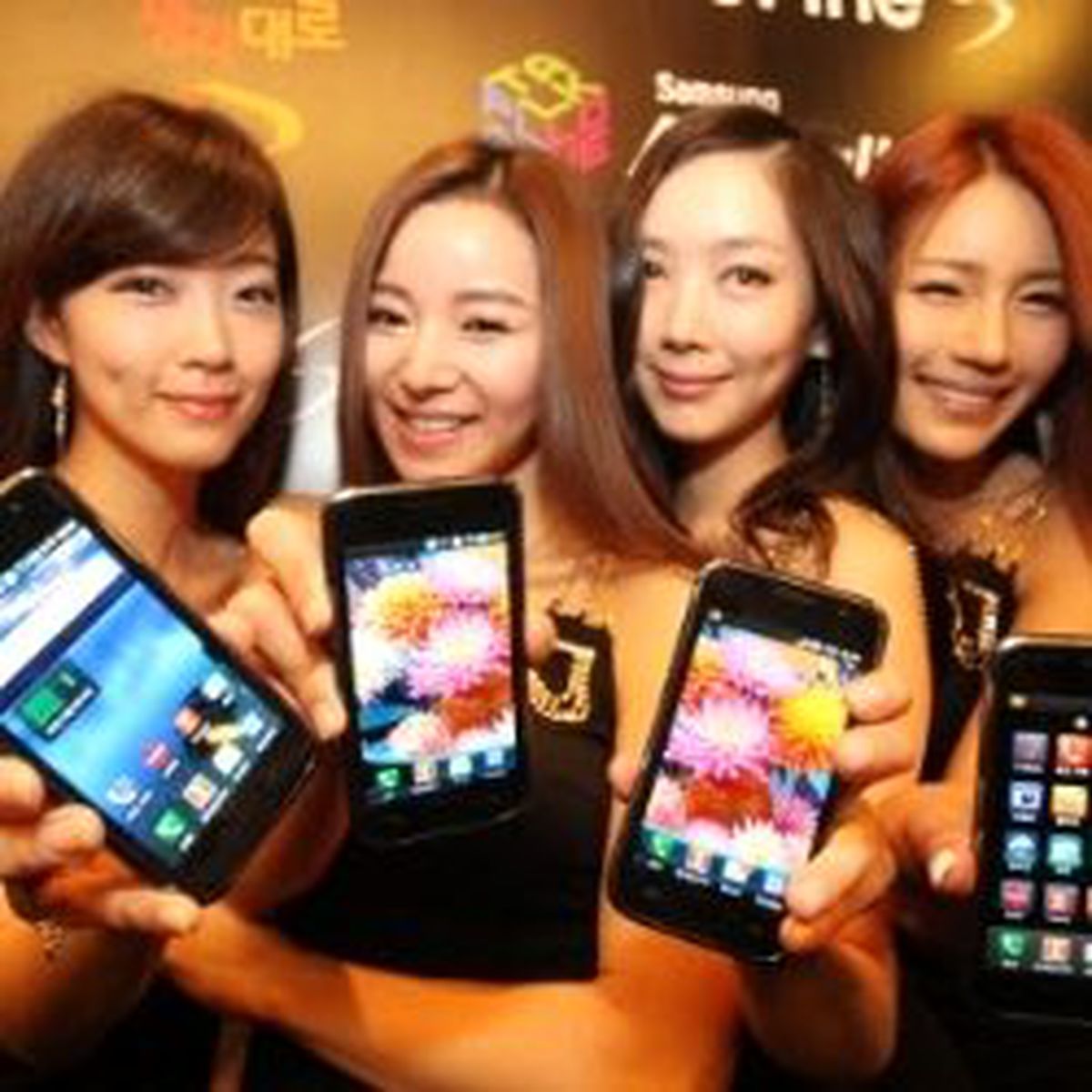 Samsung'un Amiral Gemisi Geliyor!