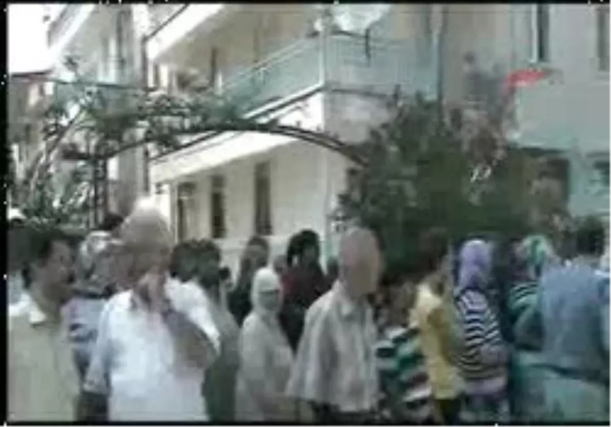 Burhaniyecenazeanne Ve Üç Çocuğu Kazada Can Verdi