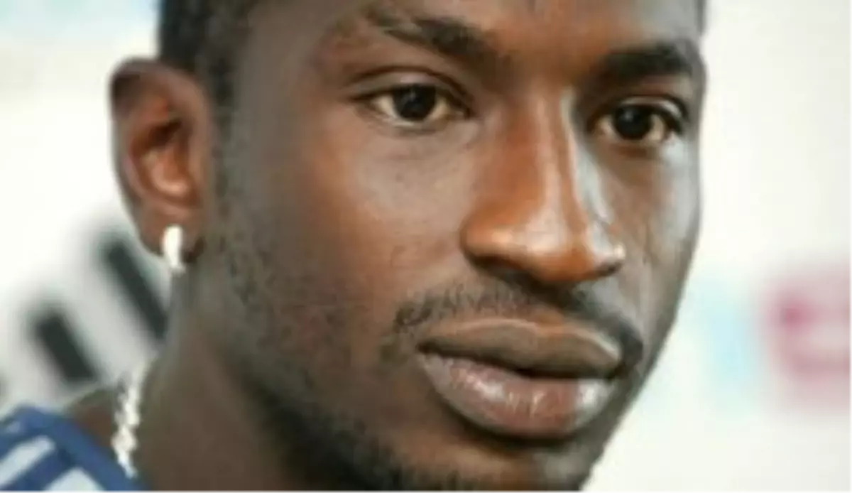 Gyan, Gomis ve Niang!