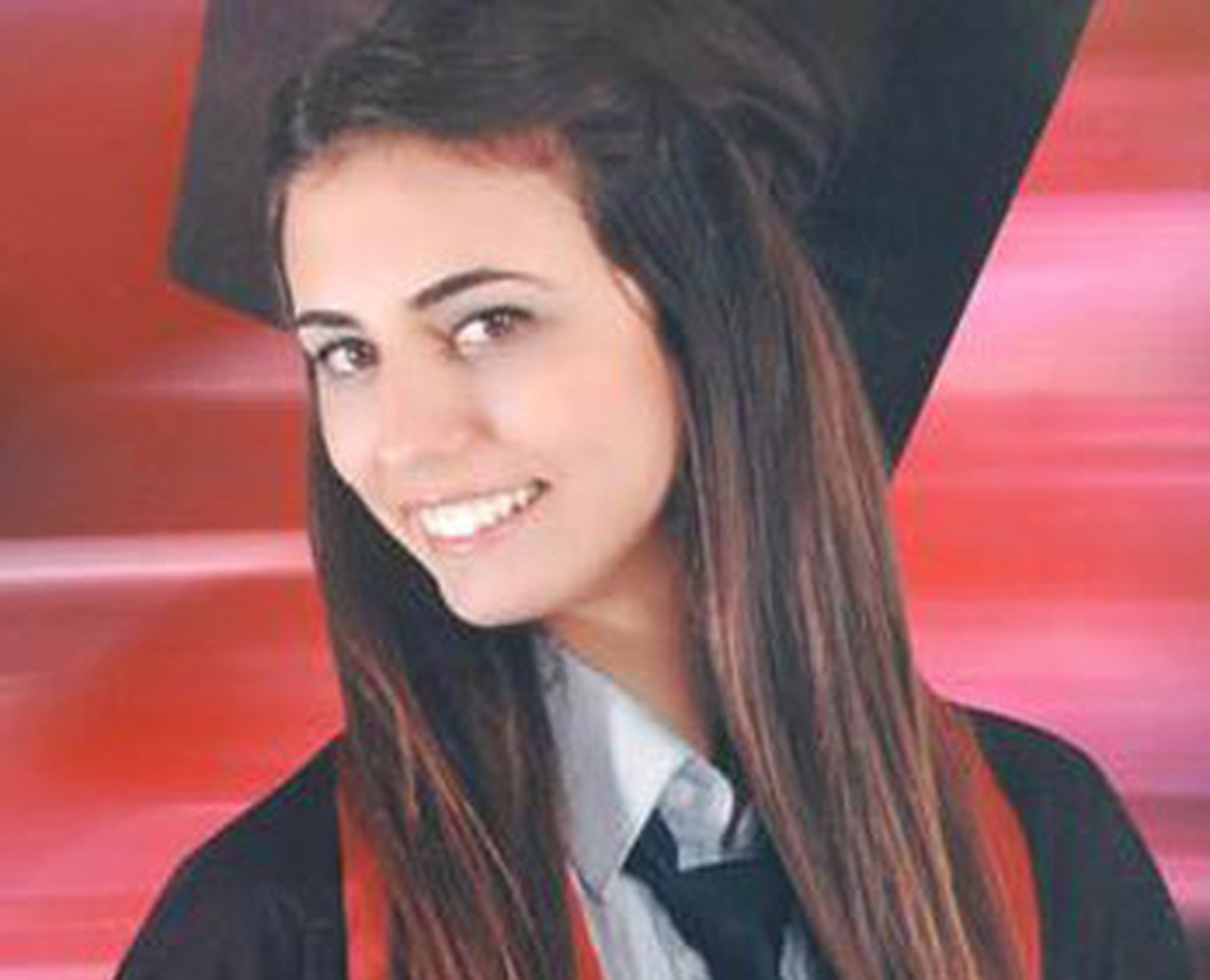 Üniversiteli Genç Kız Hayatını Kaybetti