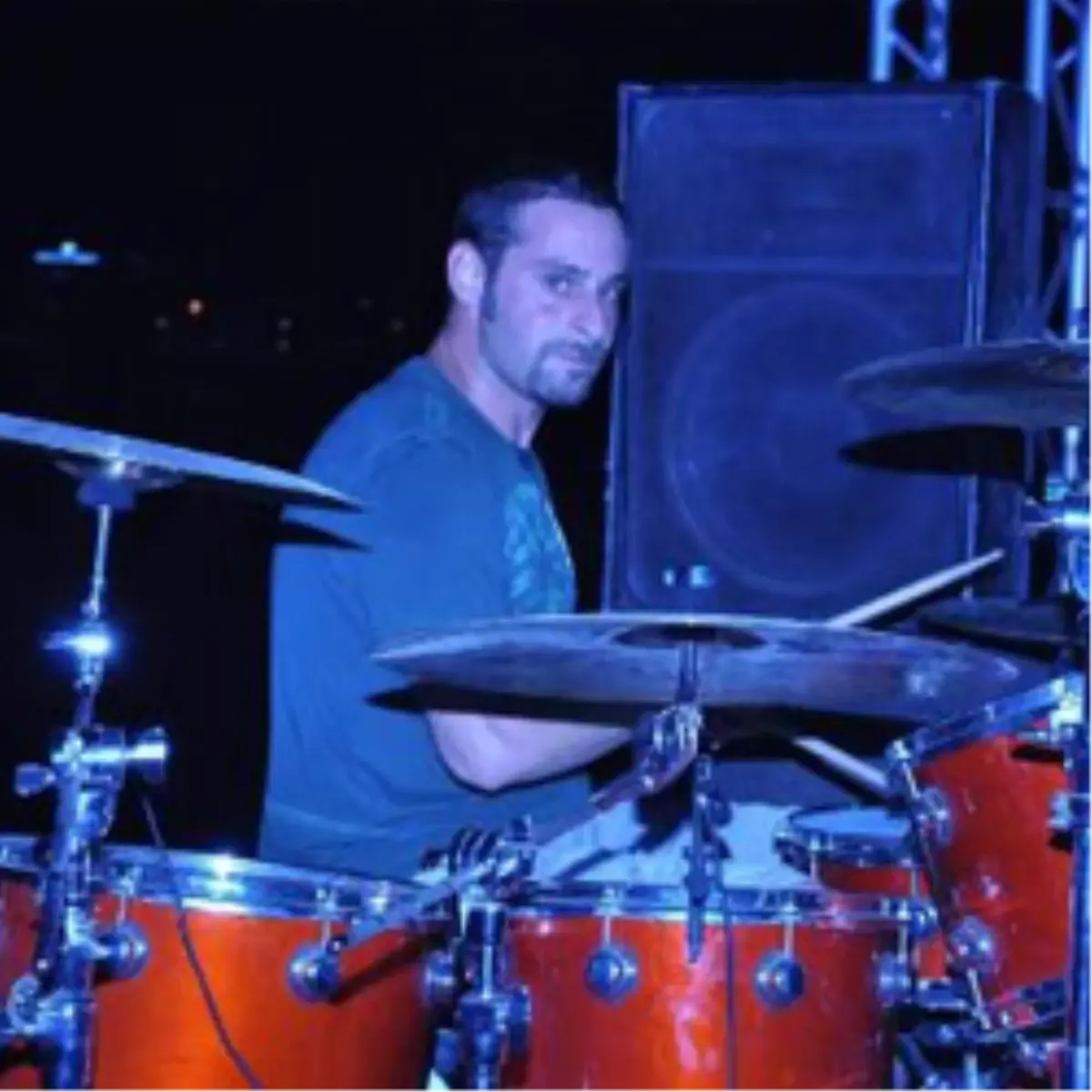 Kılıçdaroğlu\'nun Baterist Oğlu Coşturdu