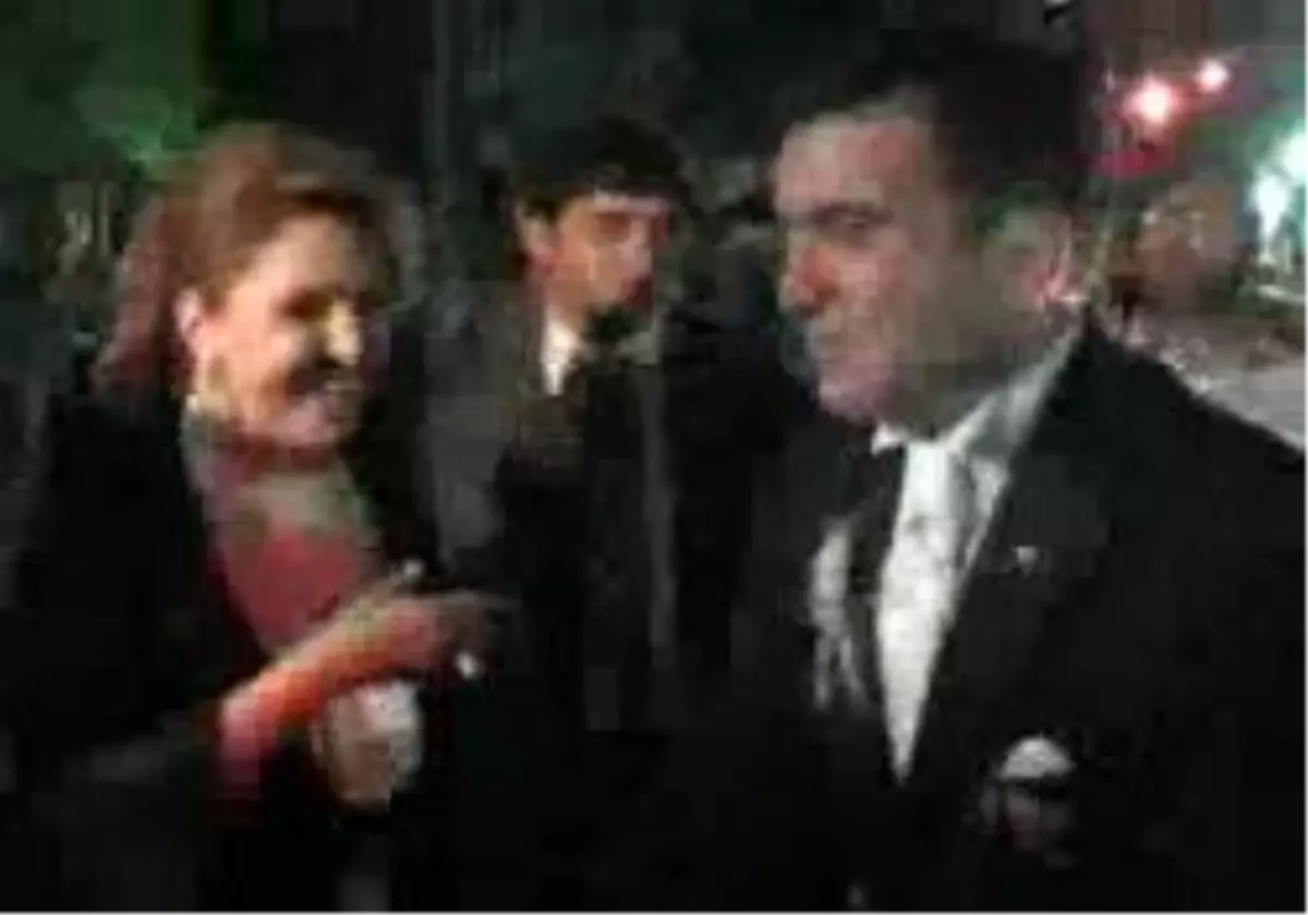 Ordu Devlet Bakanı Bağış Eşiyle Birlikte Nikah Şahitliği Yaptı