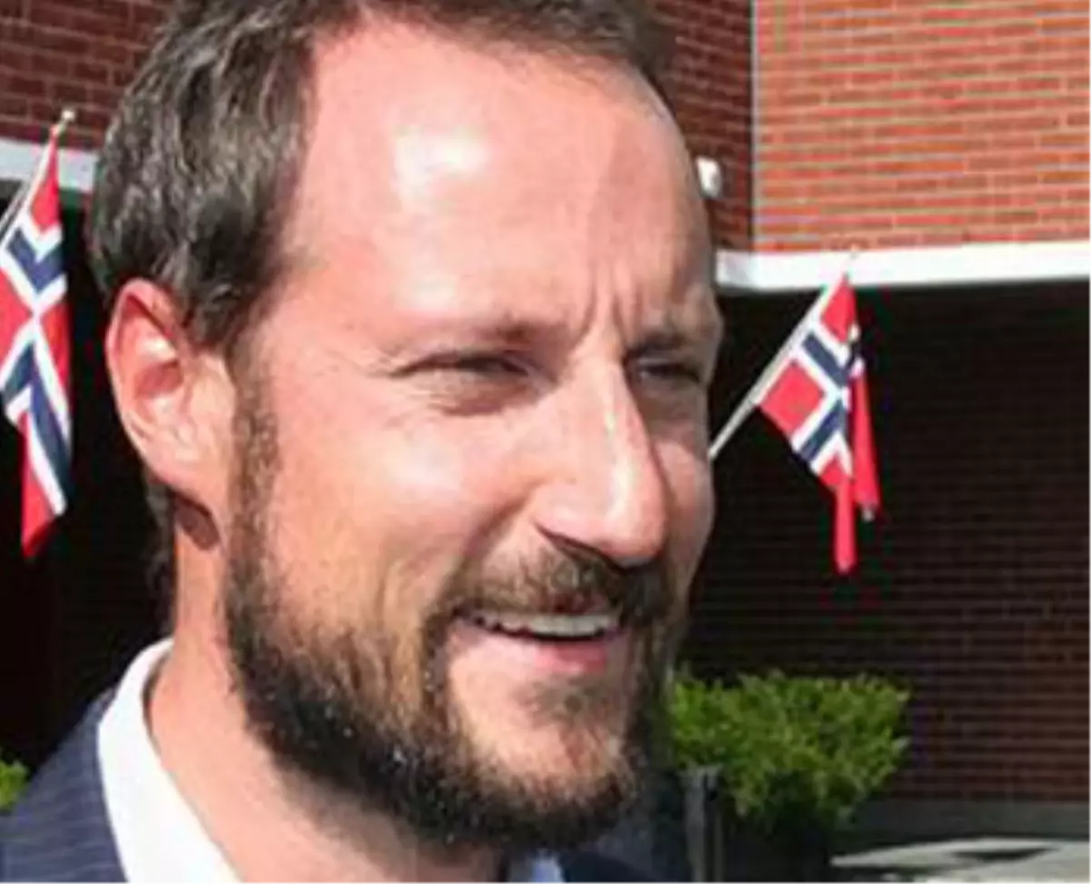 Prens Haakon 5 Can Kurtardı