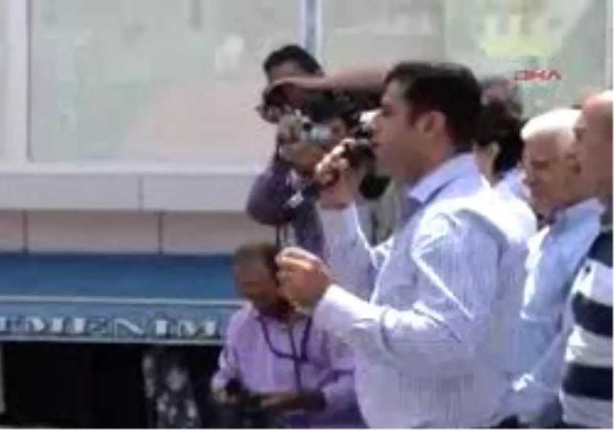 Kars - 'Ak Parti Darbe Çocuğudur, 8 Yaşındaki Darbe Bebeğidir'