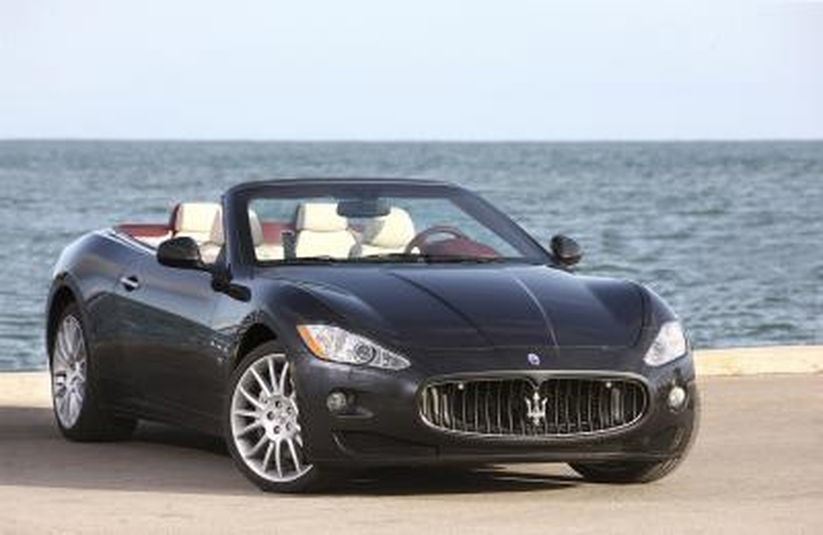 Maserati, Grancabrio Modeliyle 
Satışlarını Güçlendiriyor!