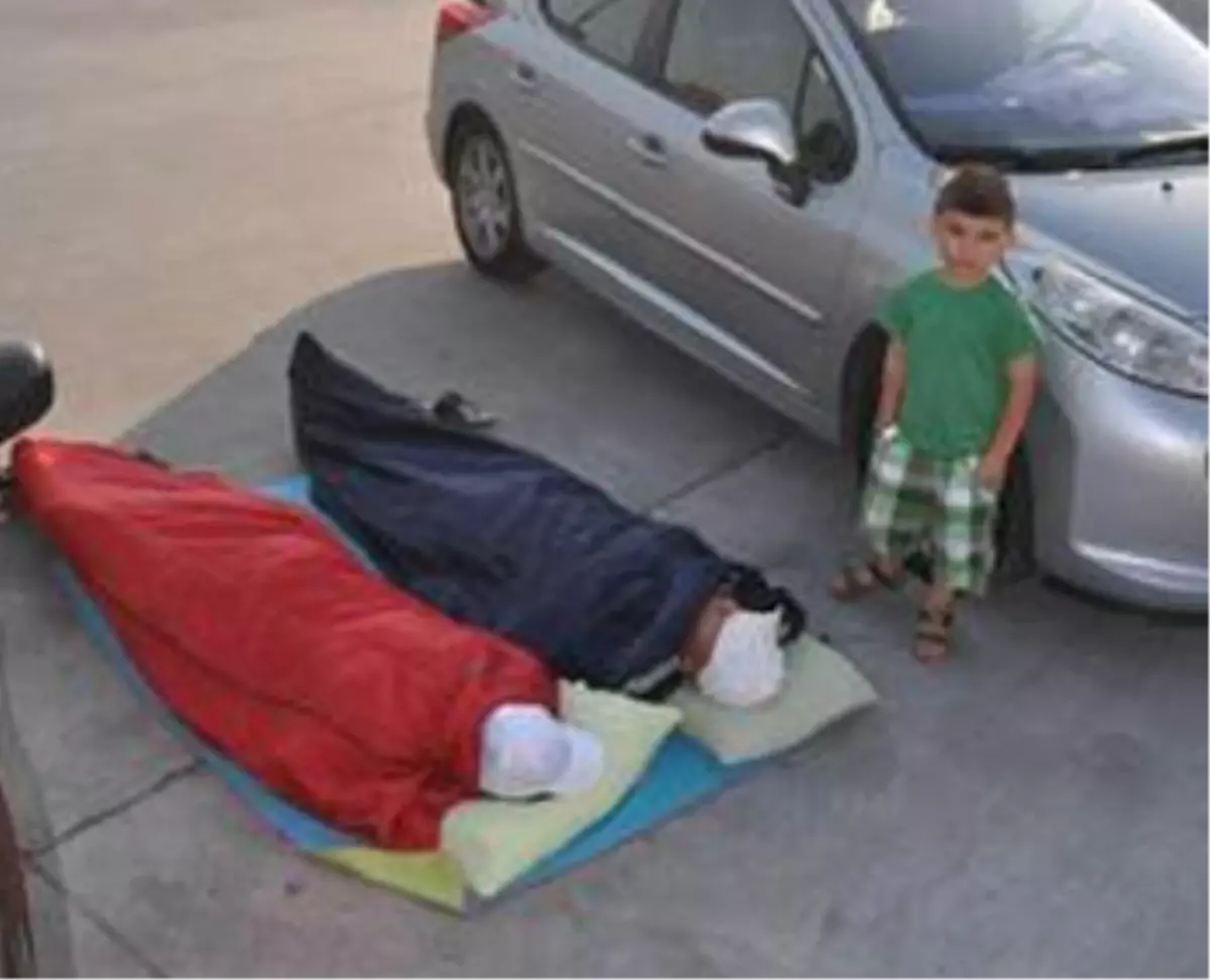 Referandum İçin Sınır Kapılarında Oy Kullanma Başladı