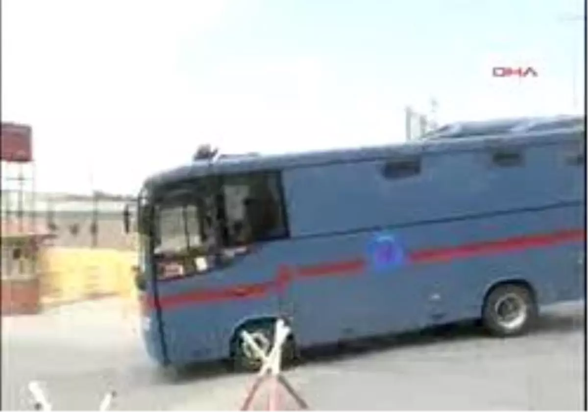 Balyoz\'da İlk Tutuklama...