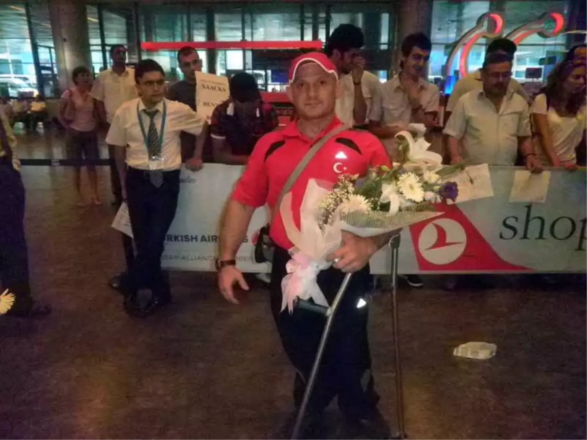 Engelleri Kırarak Dünya Üçüncüsü Oldu