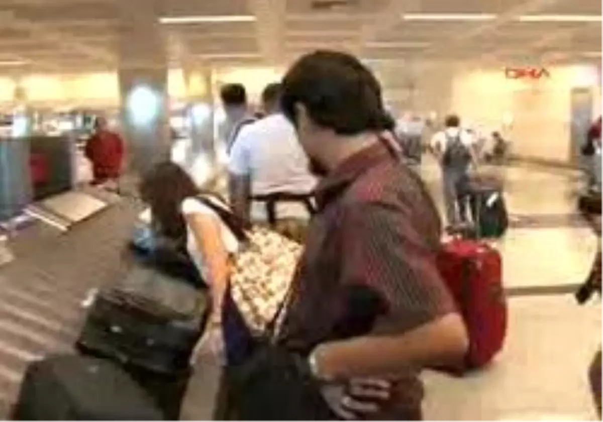 Frigia\'nın Personeli: " Kurtlu Ekmek Yedik; İç Çamaşırımıza Kadar Aldılar "