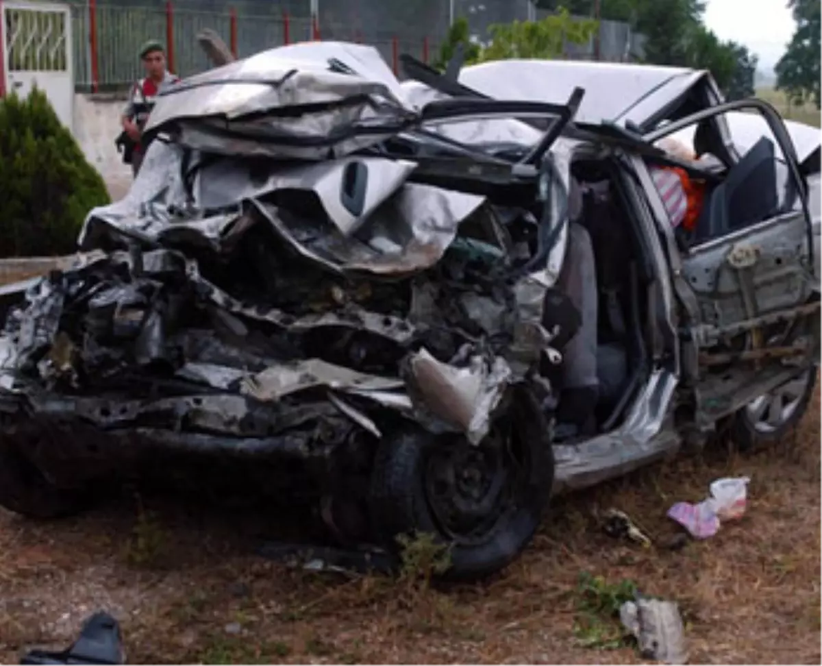 Balıkesir\'de Feci Kaza: 5 Ölü