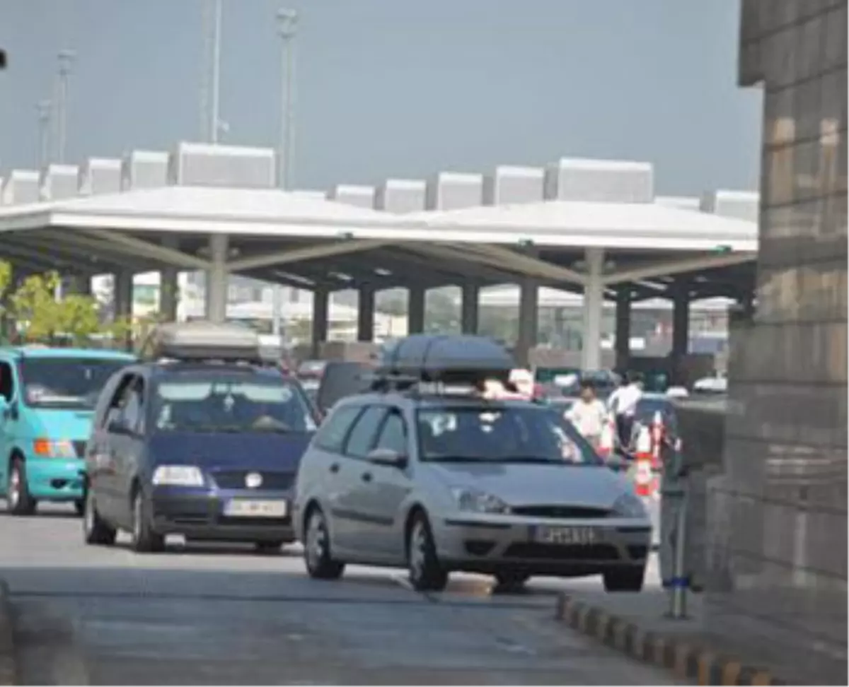 Sınır Kapıları Çöktü