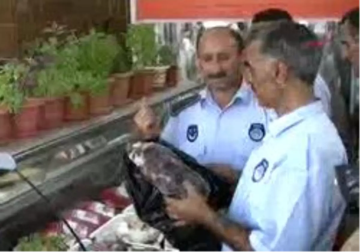 Viranşehir\'de 300 Kilo Kaçak Et Ele Geçirildi