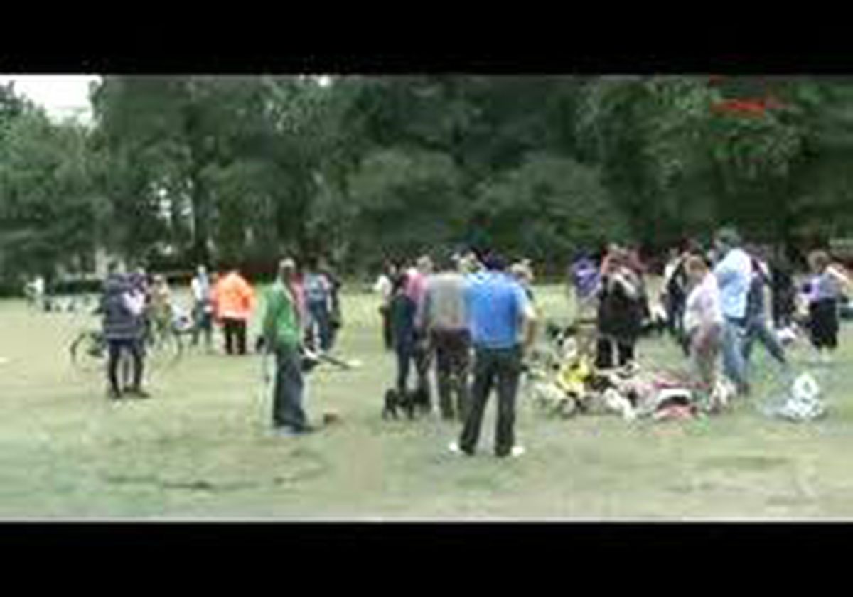 (Özel Haber) Londra?Da Köpekler İçin ?Dostluk Günü? Düzenlendi