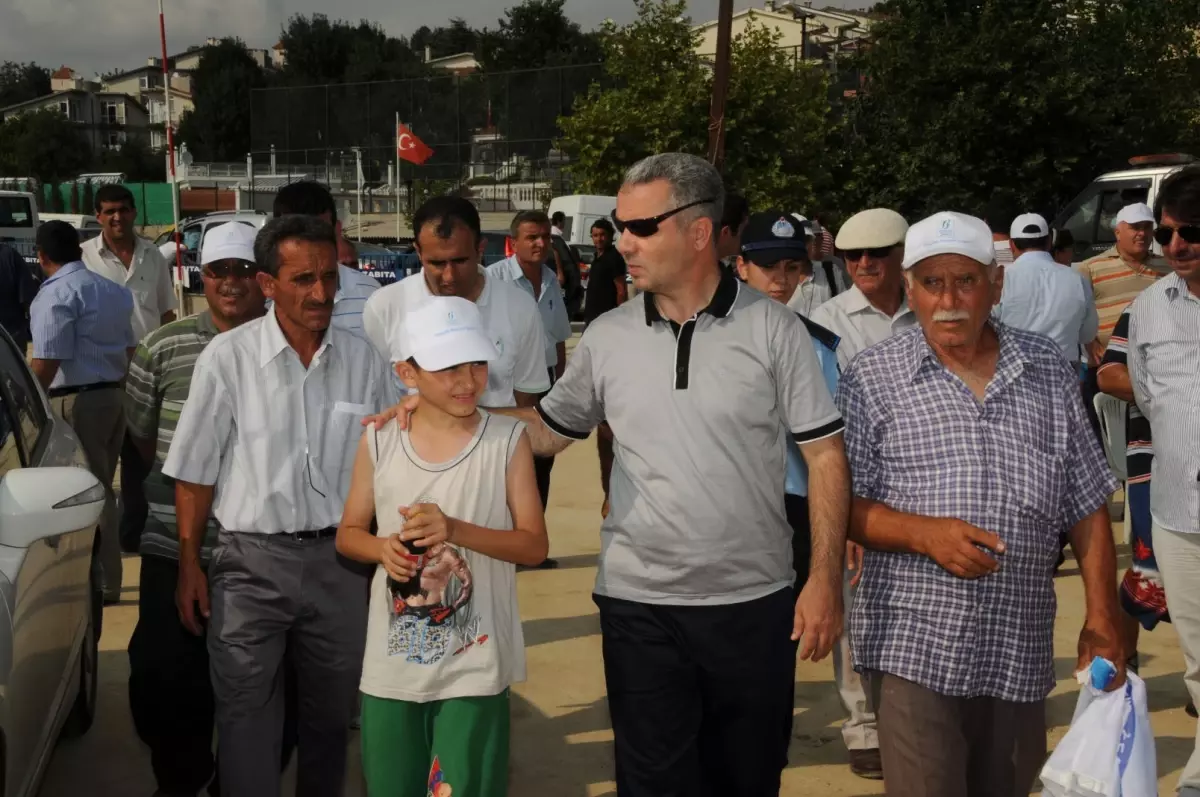 Sıcaktan Bunalan Vatandaşlar Geleneksel Balık Festivali’nde Doyasıya Eğlendi