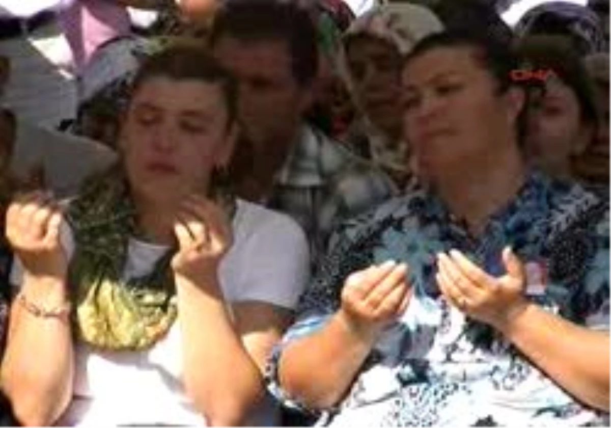 Konya - Konya Ek 2 Şehit Polisin Cenazesi Emniyet Müdürlüğü´Ne Götürüldü