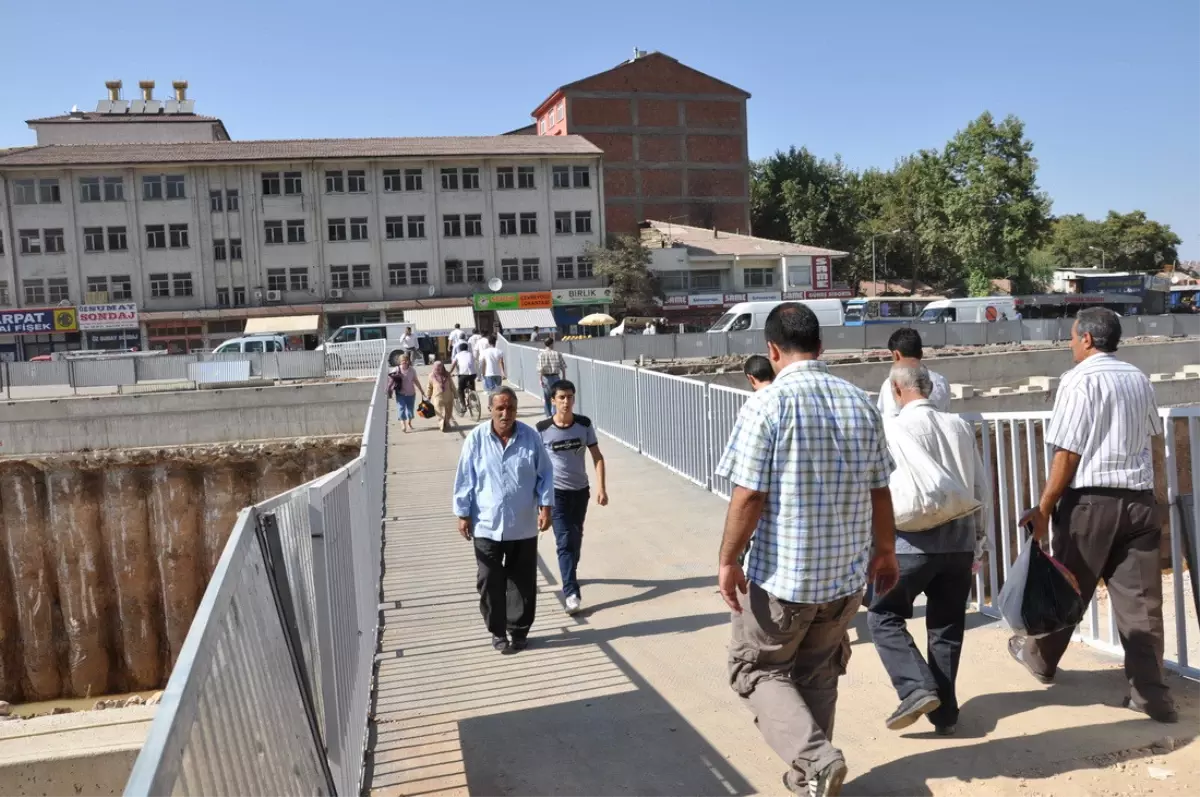 Çevreyolu Geçici Yaya Üst Geçitleri