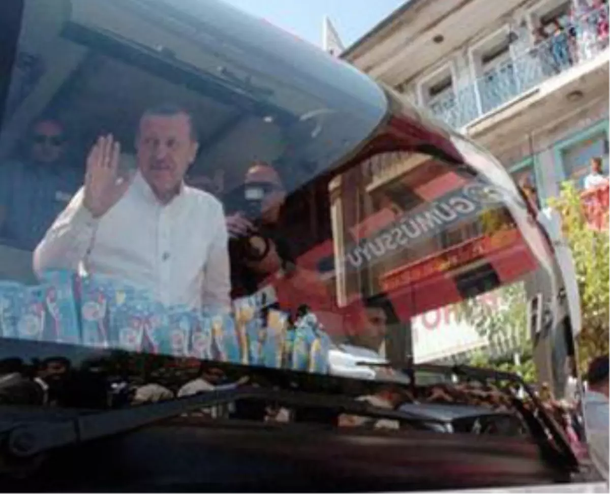 \'CHP Genel Başkanı Aynaya Bakmıyor\'