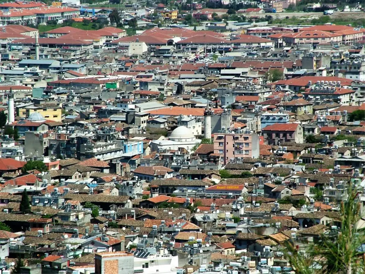 Antakya Belediye Başkanı Doç.Dr. Lütfü Savaş Gölcük Depreminden Ders Almalıyız
