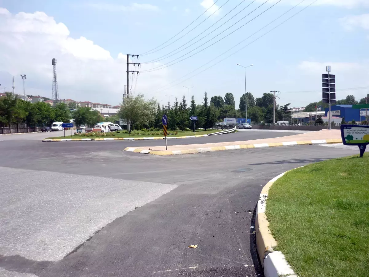 Derince’de Asfalt Atağı

