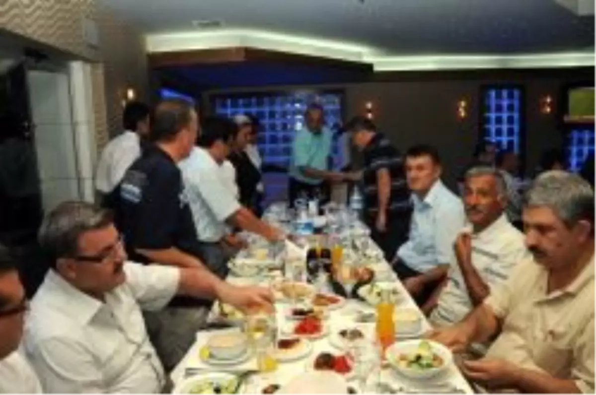 Belediye İftarda Bir Araya Geldi