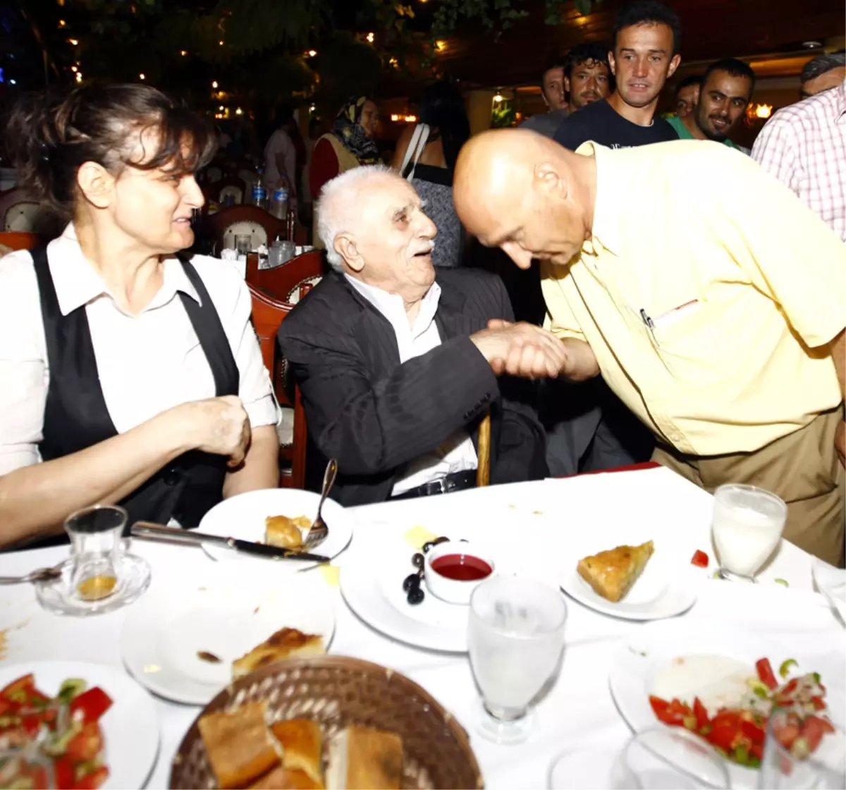 Kartal Belediyesinden Vefa İftarı